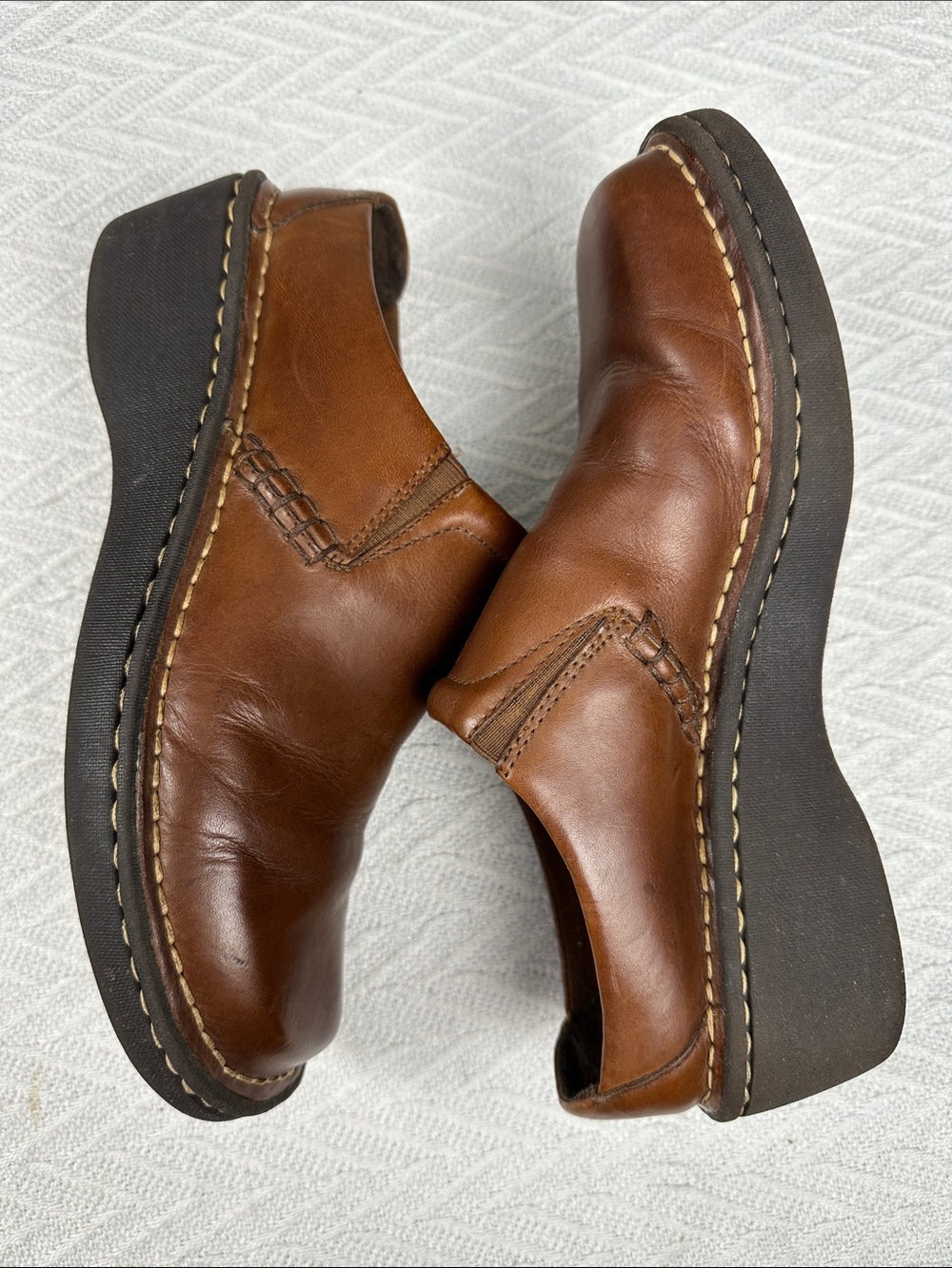 Women’s Brown Leather Slip-On Clog Mules - Picture 11 of 13